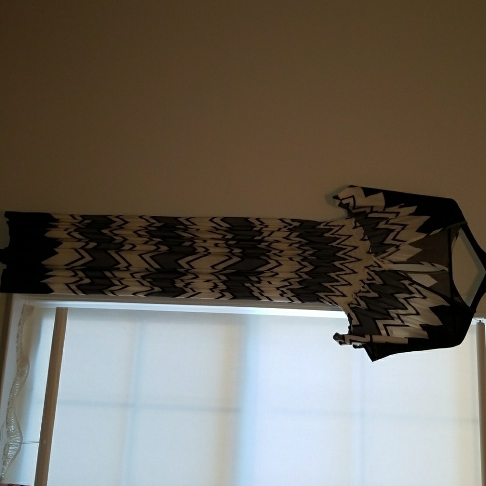 Black, white and grey Maxi dress size L